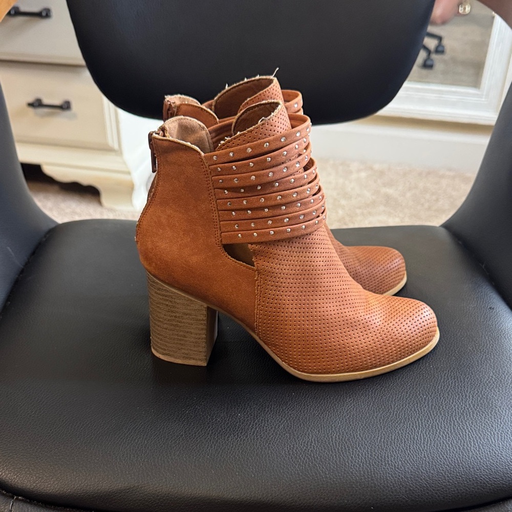 Mojo Moxy Perforated Brown Ankle Booties